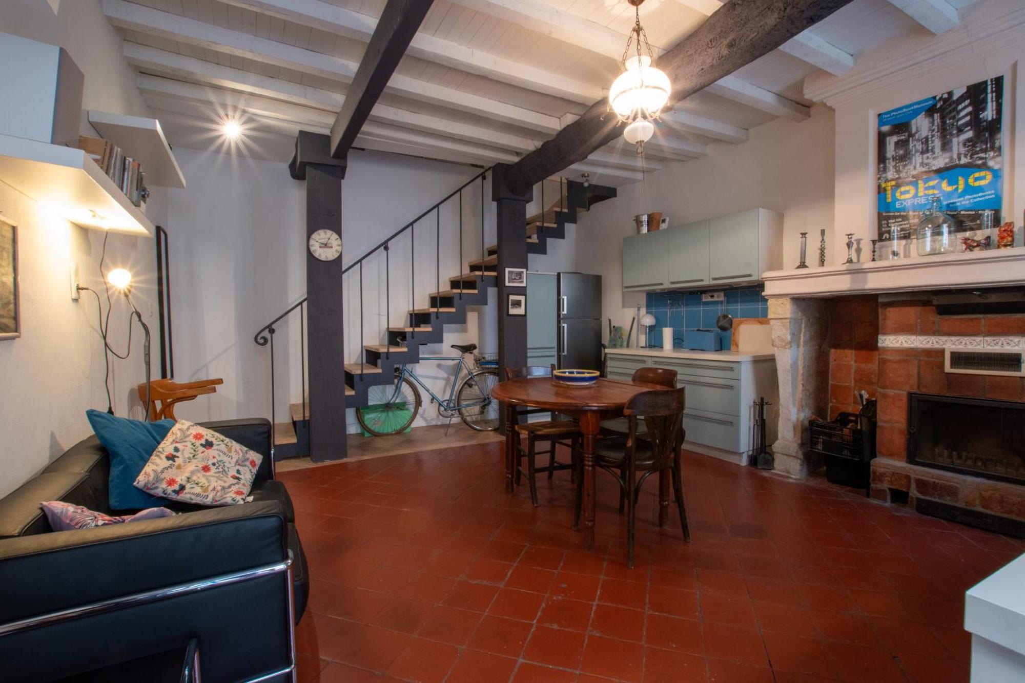 Ecrivain - Maison Avec Terrasse Арль Екстер'єр фото